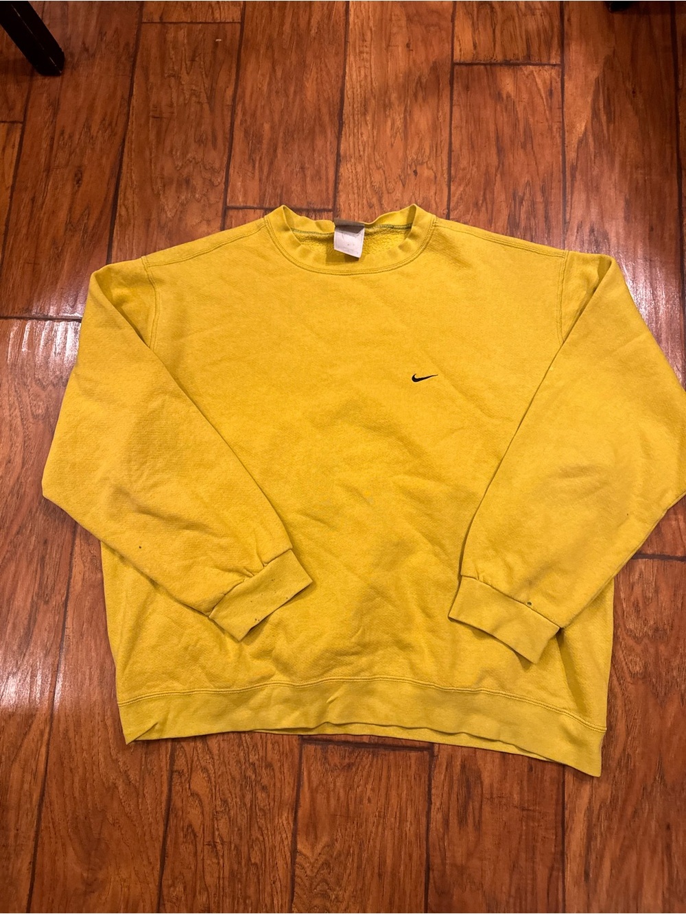 Vintage Y2K Boxy yellow/green Nike Crewneck XL